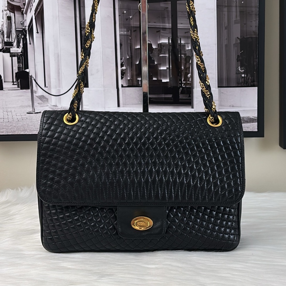 BALLY Quilted Chain Shoulder Bag Leather Black Gold Authentic